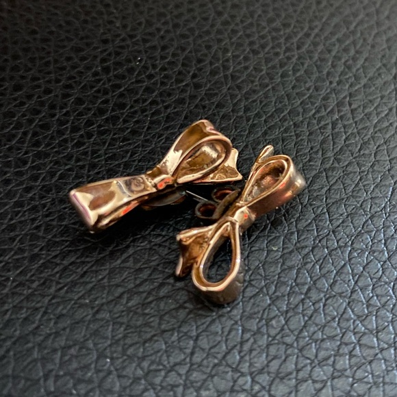 Rose Gold Kate Spade earrings - Picture 2 of 3